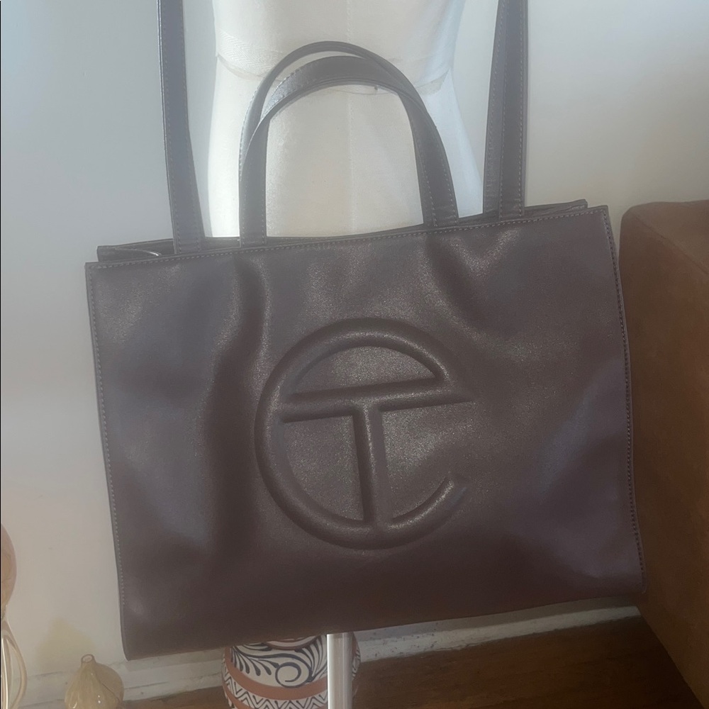 Telfar - Picture 2 of 11